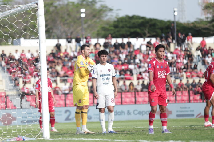 Pendekar Cisadane sukses mencuri tiga poin lewat kemenangan dramatis 2-1 di Stadion Gelora Bumi Kartini, Minggu (21/9/2025).