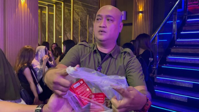 Satuan Polisi Pamong Praja (Satpol PP) Kota Tangerang Selatan kembali melakukan razia tempat hiburan malam.